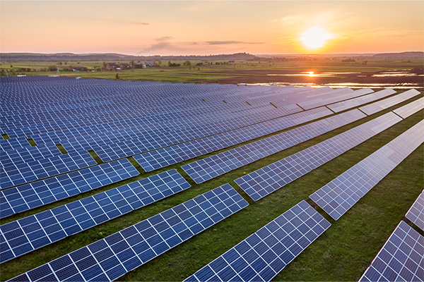 Energy-Transition-&-Renewables-v1